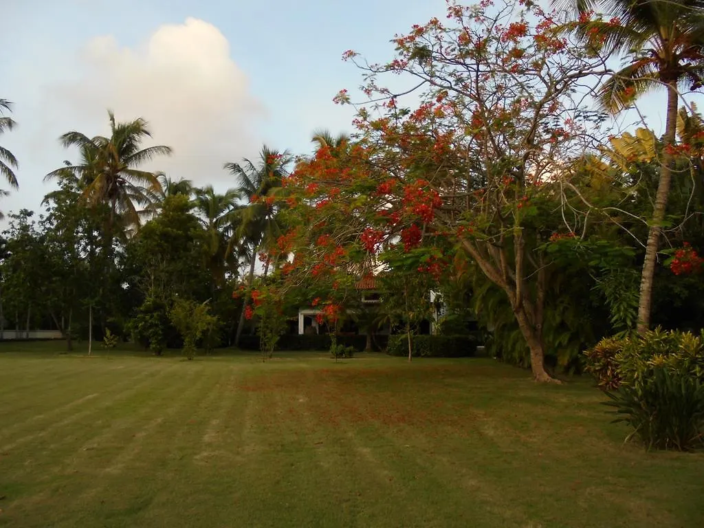 Villa Lujo Las Pinas 13 En Casa Campo La Romana