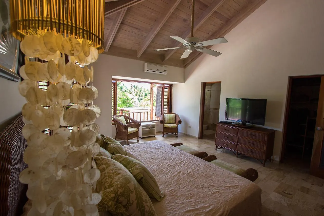 Villa Lujo Las Pinas 13 En Casa Campo La Romana